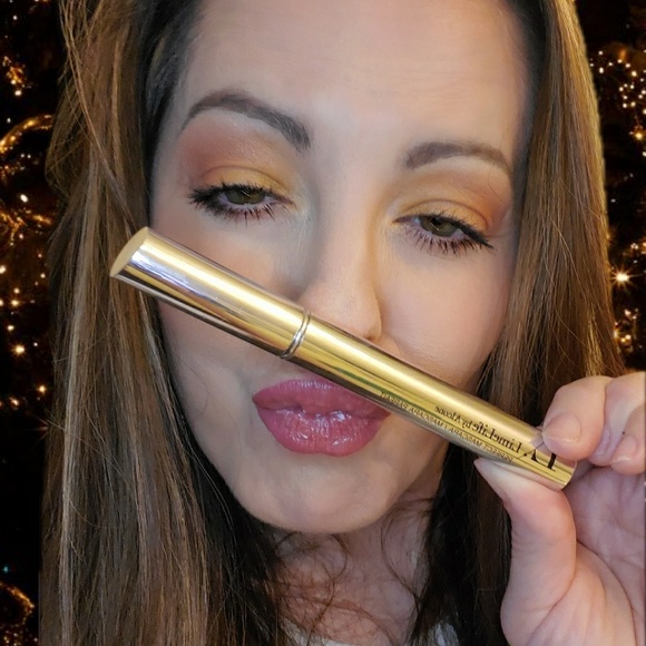 Meet your Posher, Dana - Picture 1 of 1